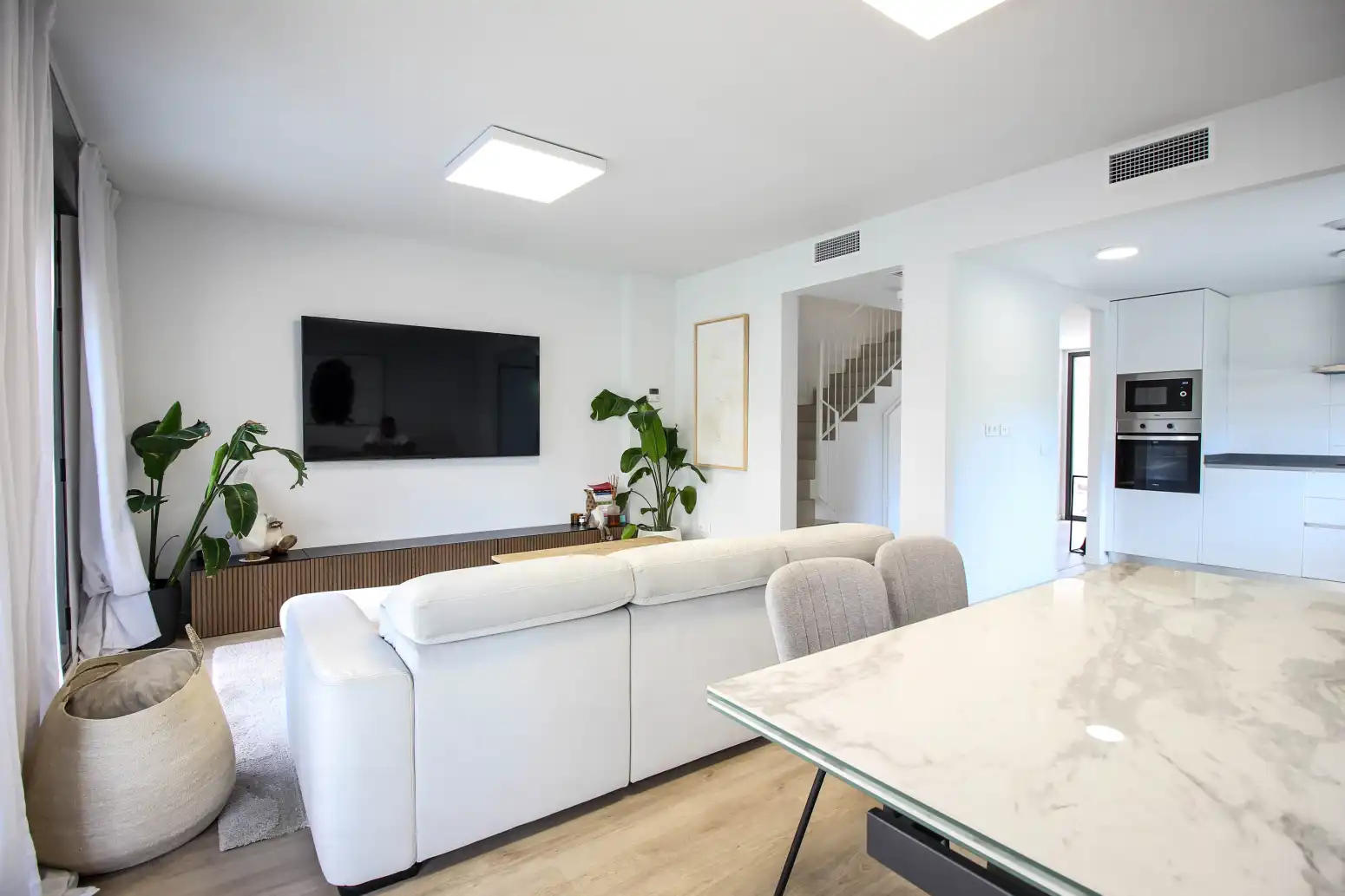 Living room of Detached homes for sale in Sagunto / Sagunt  with Air Conditioner, Heating and Private garden