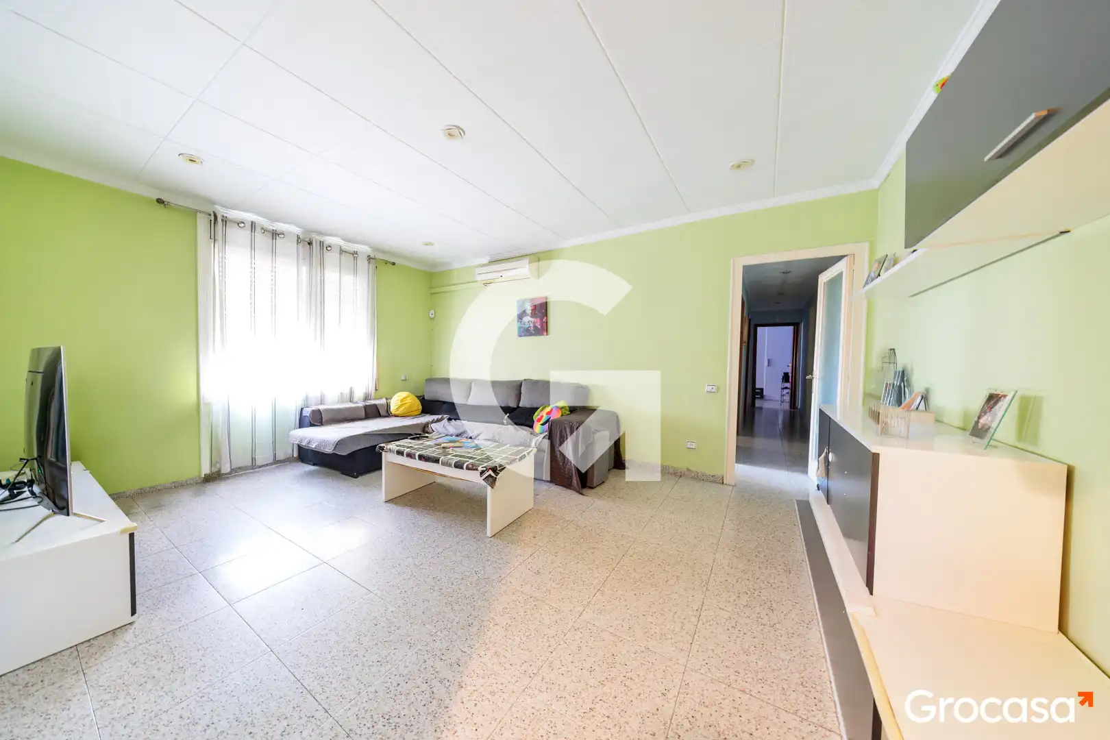 Sala de estar de Piso en venta en Terrassa con Aire acondicionado, Horno y TV