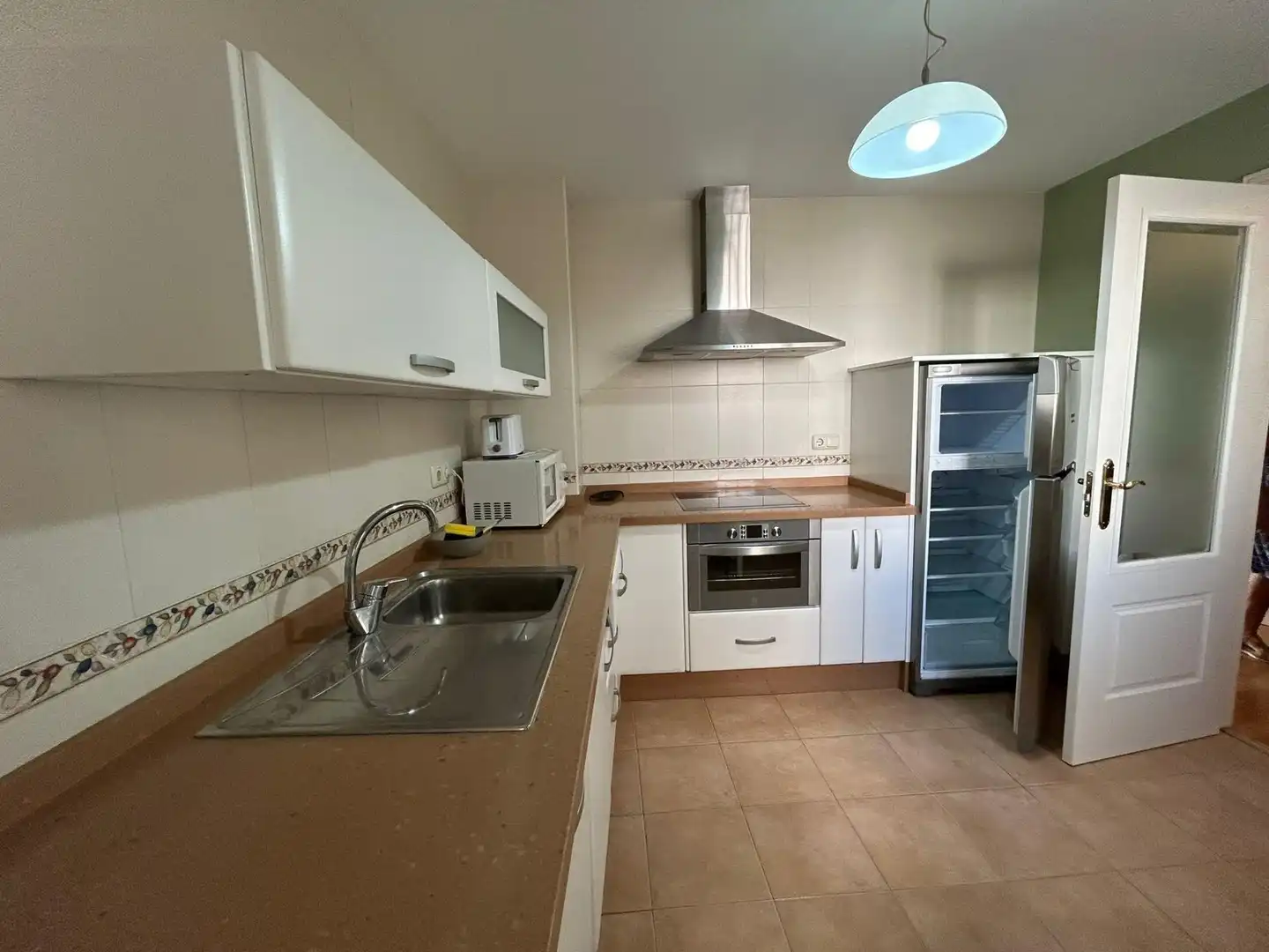 Cuina de Pis en venda en Antequera amb Aire condicionat, Calefacció i Moblat