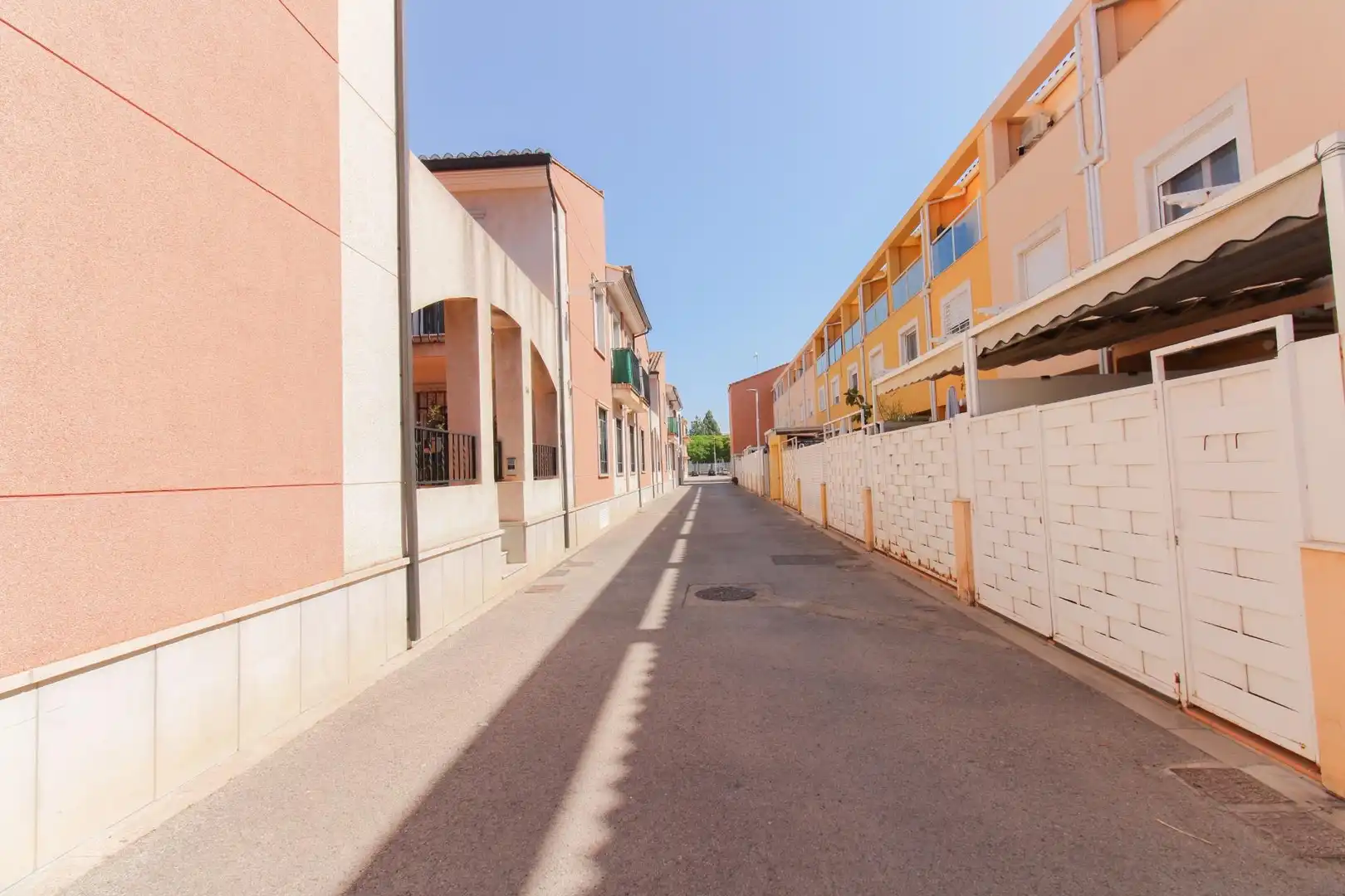 Vista exterior de Casa adosada en venda en Puçol