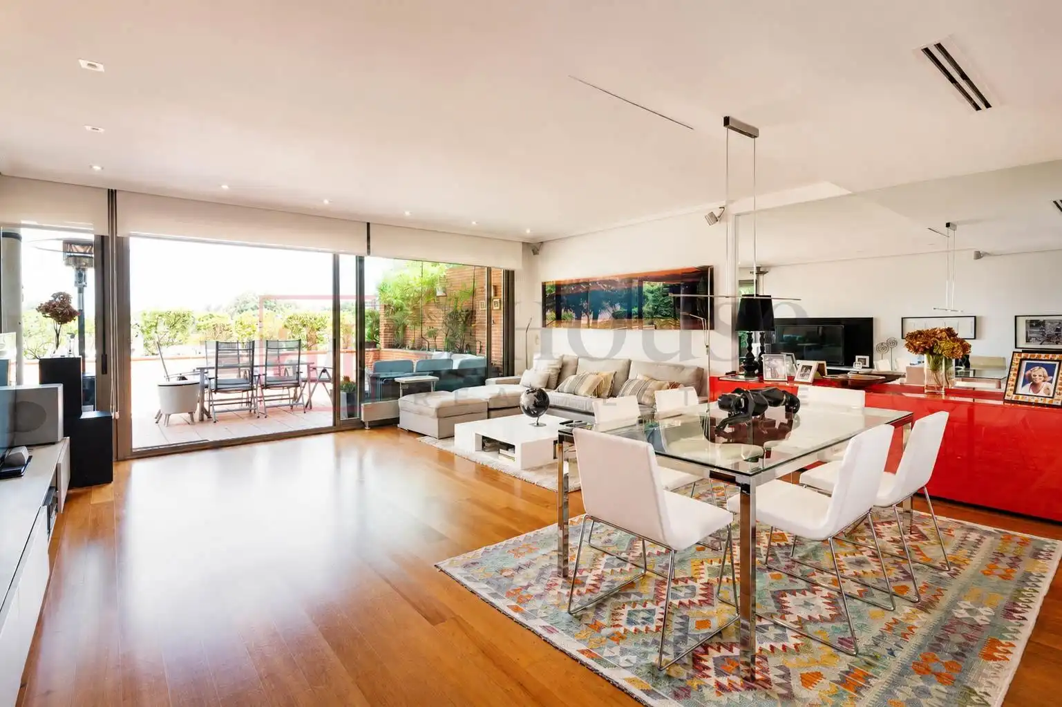Sala de estar de Planta baja en venta en Madrid con Aire acondicionado, Calefacción y Jardín privado