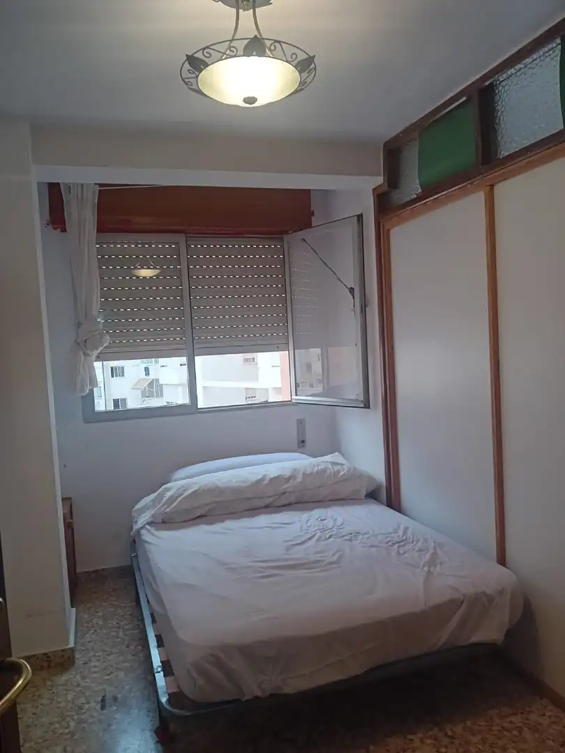 Dormitori de Pis en venda en Cartagena amb Moblat, Rentadora i Microones