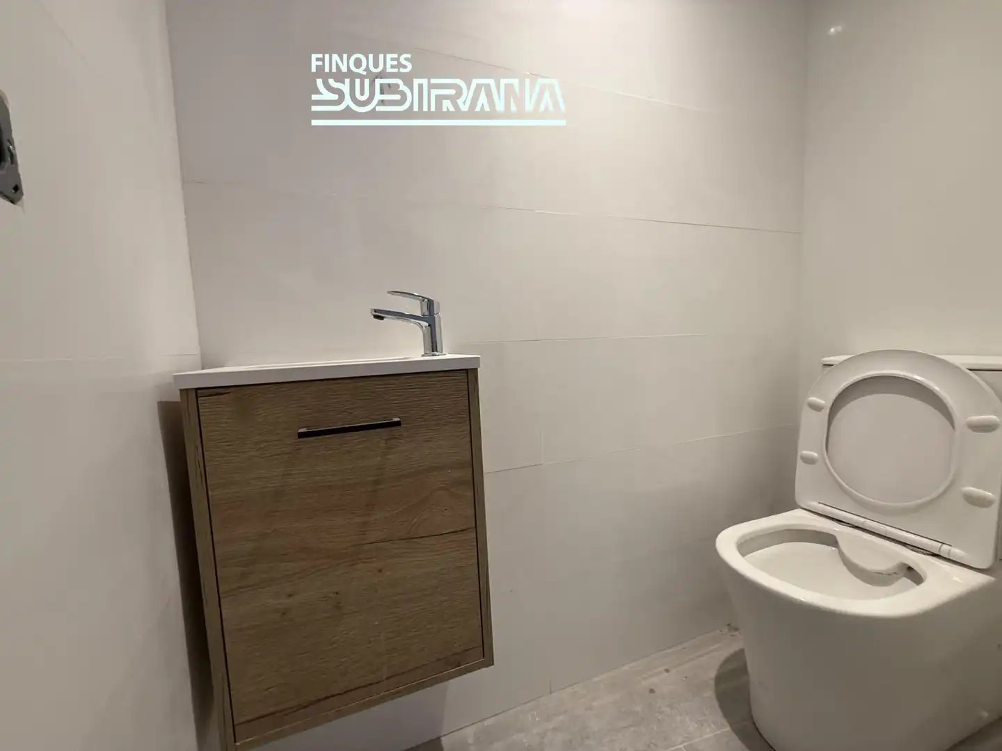 Baño de Piso en venta en Igualada con Calefacción y Terraza