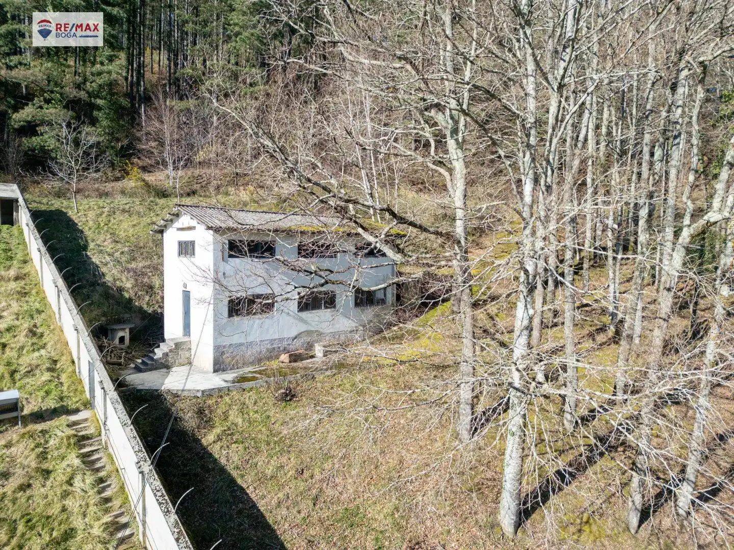 Vista exterior de Casa o xalet en venda en Legazpi amb Calefacció, Jardí privat i Parquet
