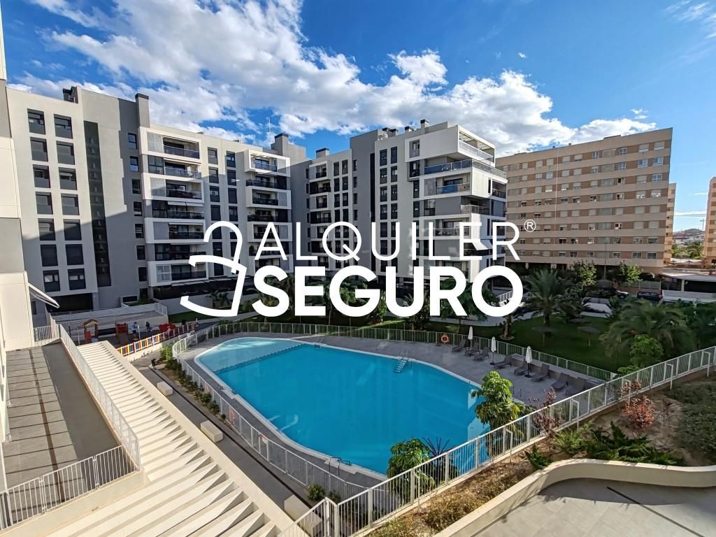 Exterior view of Flat to rent in Alicante / Alacant  with Air Conditioner, Terrace and Swimming Pool