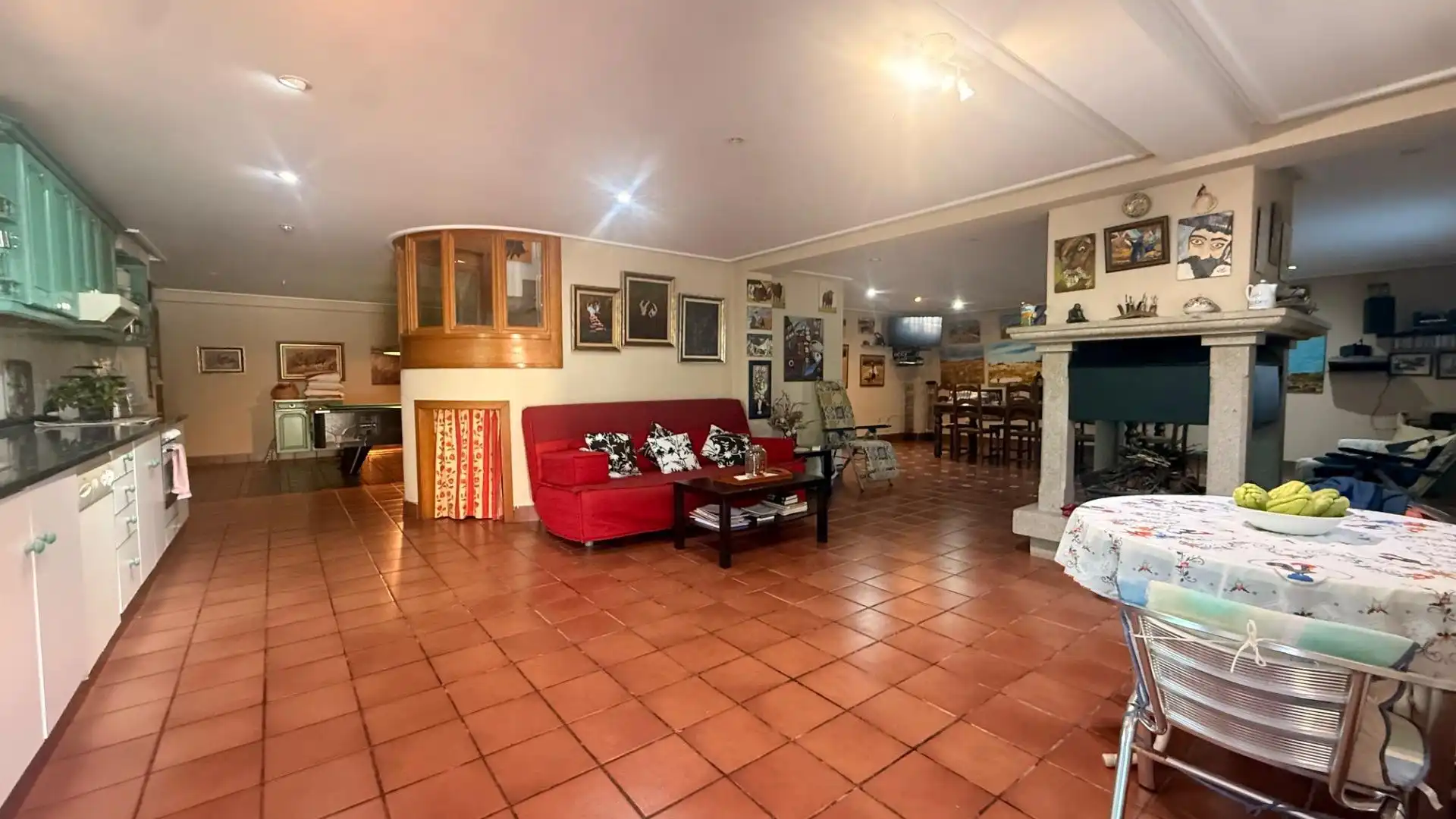 Casa o chalet en venta en Leiro con Jardín privado, Terraza y Trastero