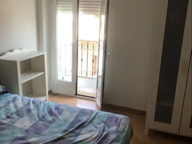 Dormitori de Casa adosada en venda en Cedillo del Condado amb Piscina