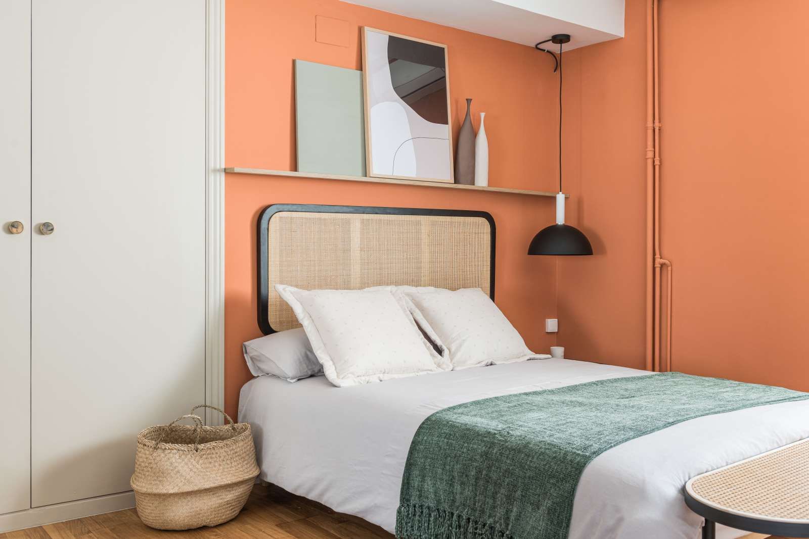Bedroom of Flat to share in  Barcelona Capital  with Air Conditioner and Terrace