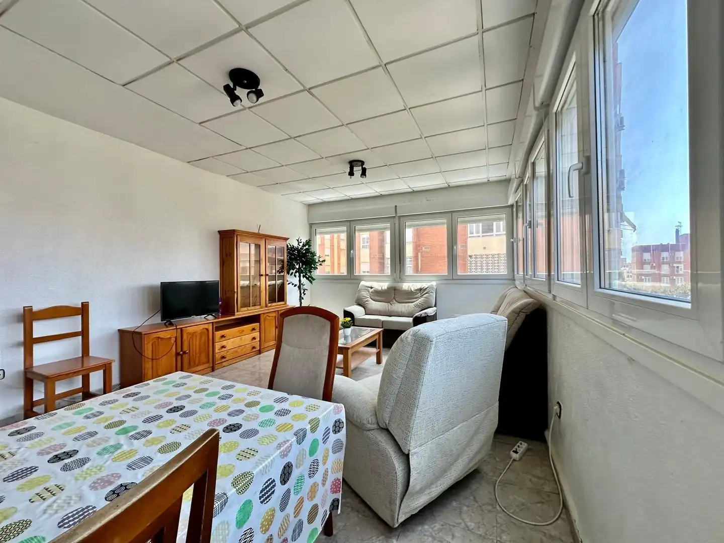 Appartement avec ascenseur à louer à Ciudad Jardín - Tagarete - El Zapillo, imagen 3
