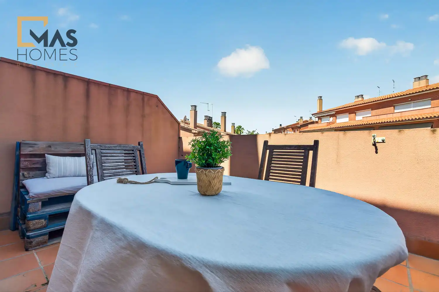 Terrassa de Casa adosada en venda en Martorell amb Aire condicionat, Calefacció i Jardí privat