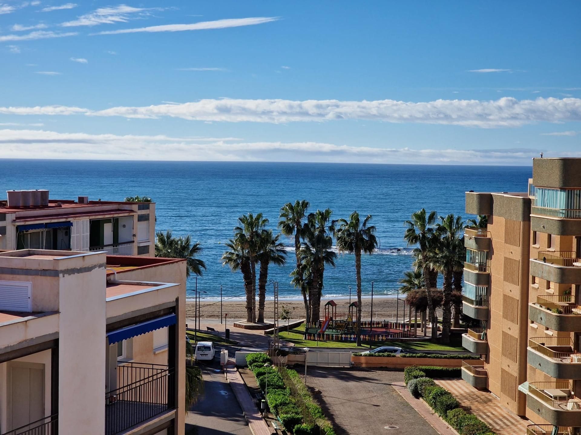 Dormitori de Apartament en venda en Águilas amb Aire condicionat, Terrassa i Traster