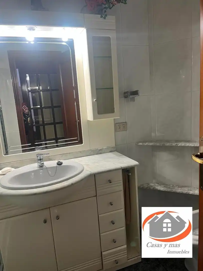 Baño de Piso en venta en Almazora / Almassora con Aire acondicionado, Calefacción y Terraza