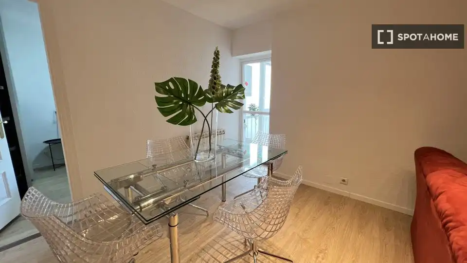 Dining room of Flat for rent in Madrid  with Air Conditioner, Heating and Furnished
