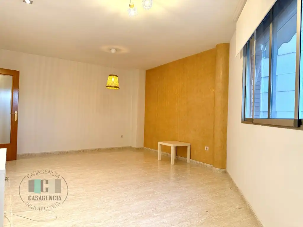 Flat with lift to rent in Calle Miguel Peris I Segarrra 60, imagen 3