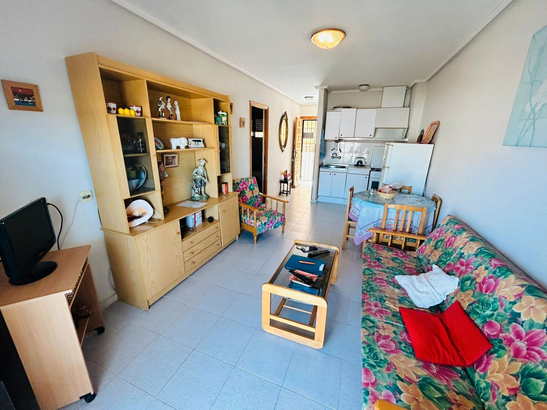 Living room of Flat for sale in Torrevieja  with Furnished