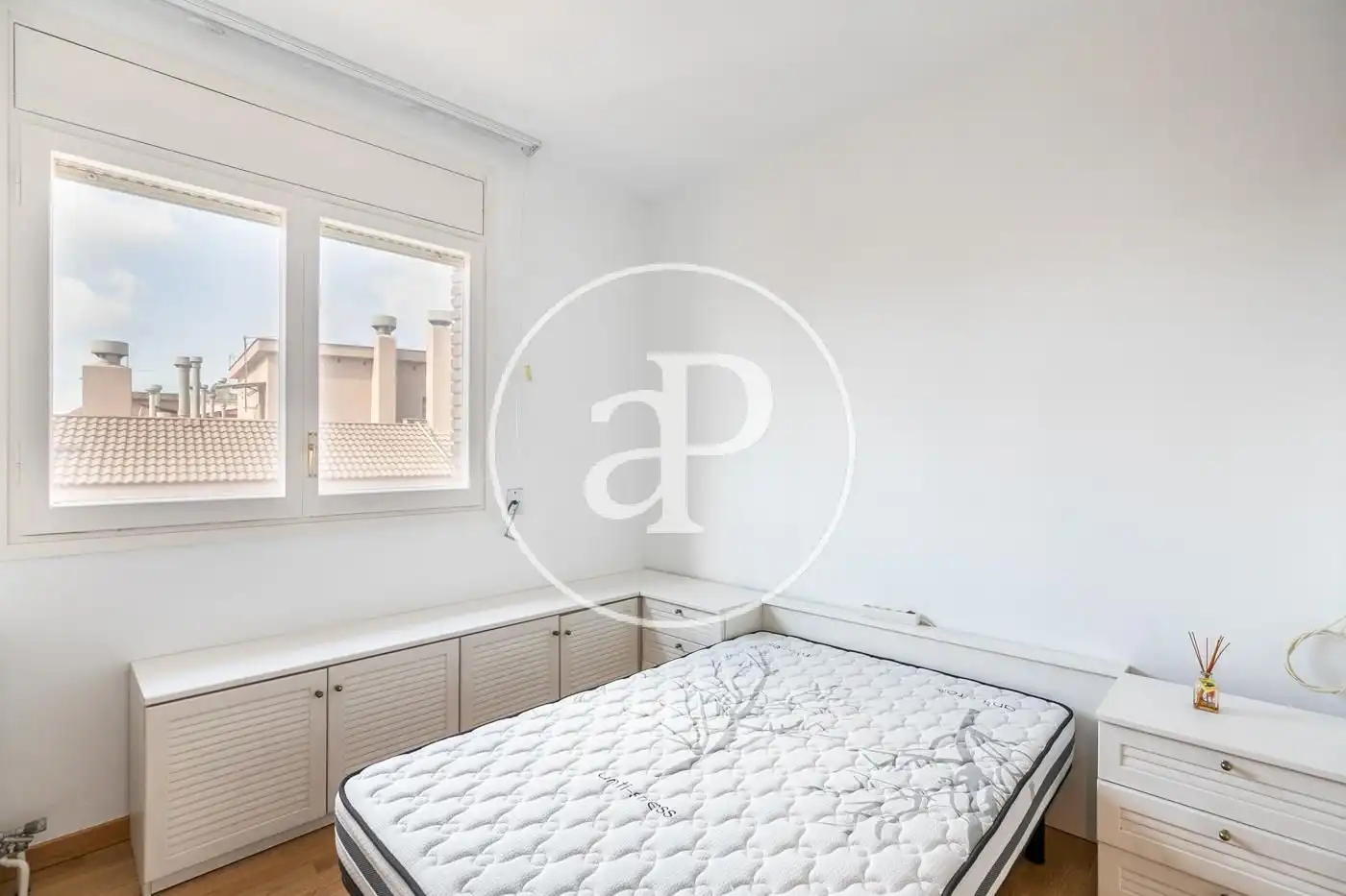 Appartamento con terrazza in affitto a Via Augusta, imagen 8