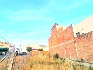 Terreny residencial en venda a Alcalá del Río