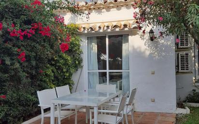 Jardí de Casa adosada en venda en Mijas amb Aire condicionat i Piscina