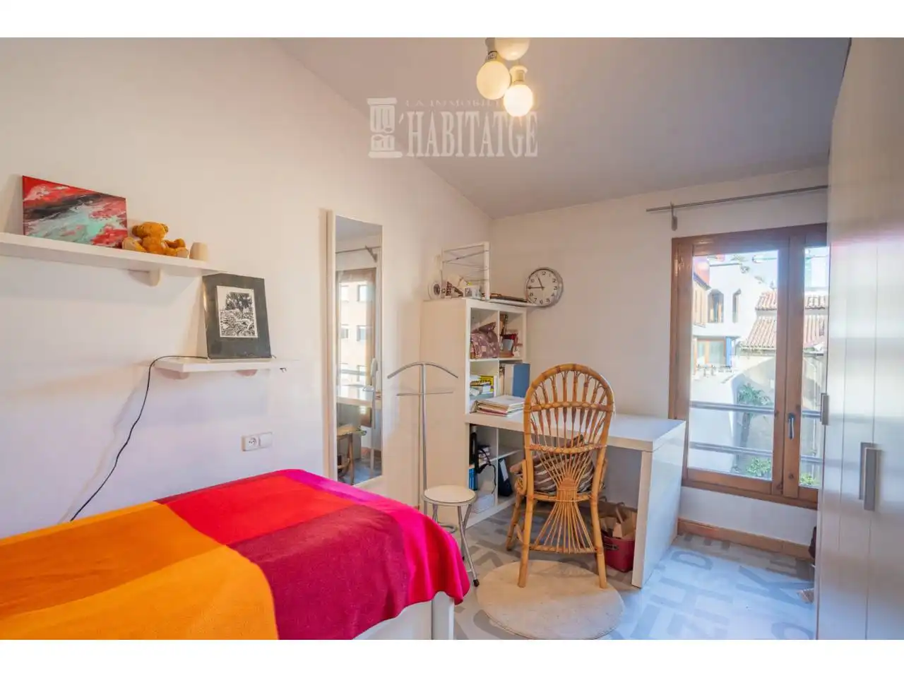 Habitación de Dúplex en venta en Vic con Calefacción, Terraza y Alarma