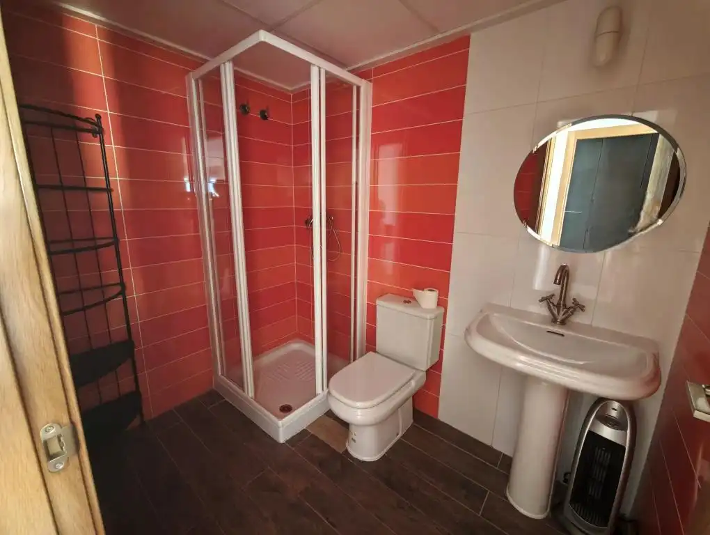 Baño de Ático en venta en Totana con Aire acondicionado, Terraza y Trastero