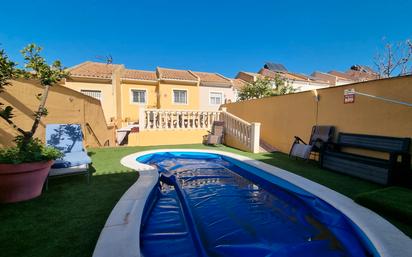 Single-family semi-detached for sale in Distrito Zeta - Recinto Ferial Cortijo de Torres