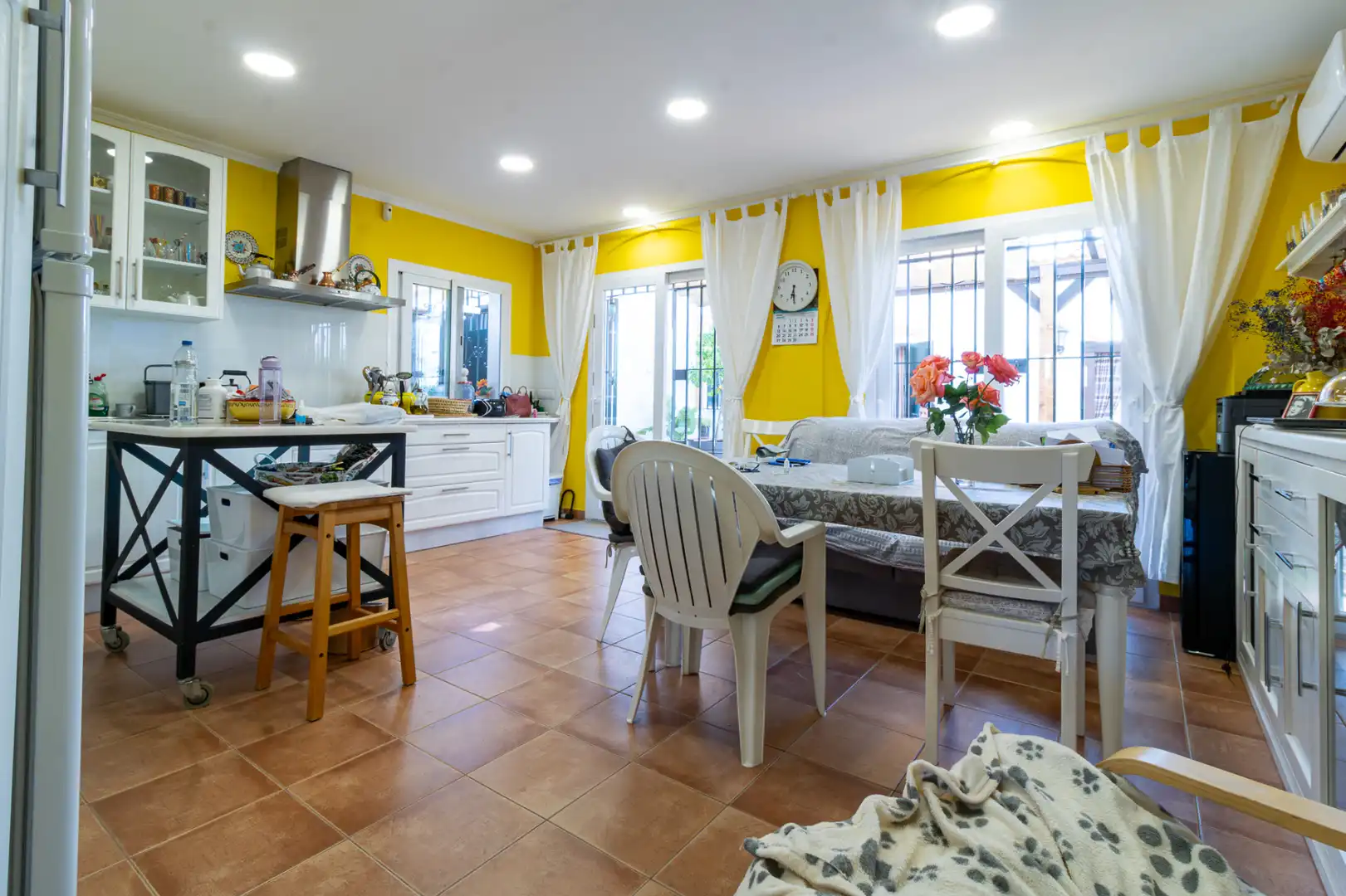Cocina de Casa o chalet en venta en Bollullos de la Mitación con Aire acondicionado, Calefacción y Jardín privado