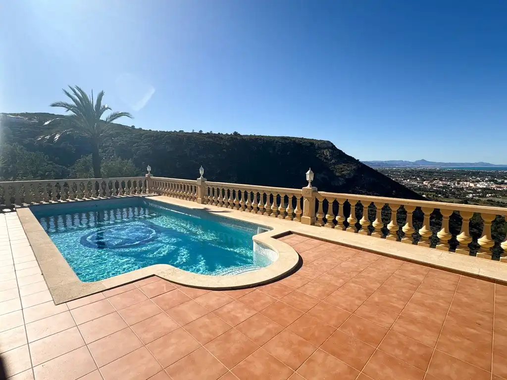Swimming pool of Houses for sale in Dénia  with Air Conditioner, Heating and Private garden