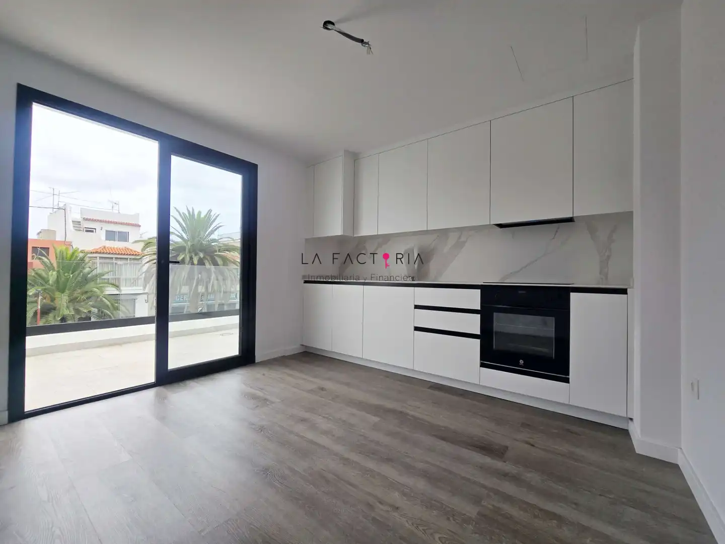 Cuina de Dúplex en venda en Los Realejos amb Terrassa, Traster i Forn