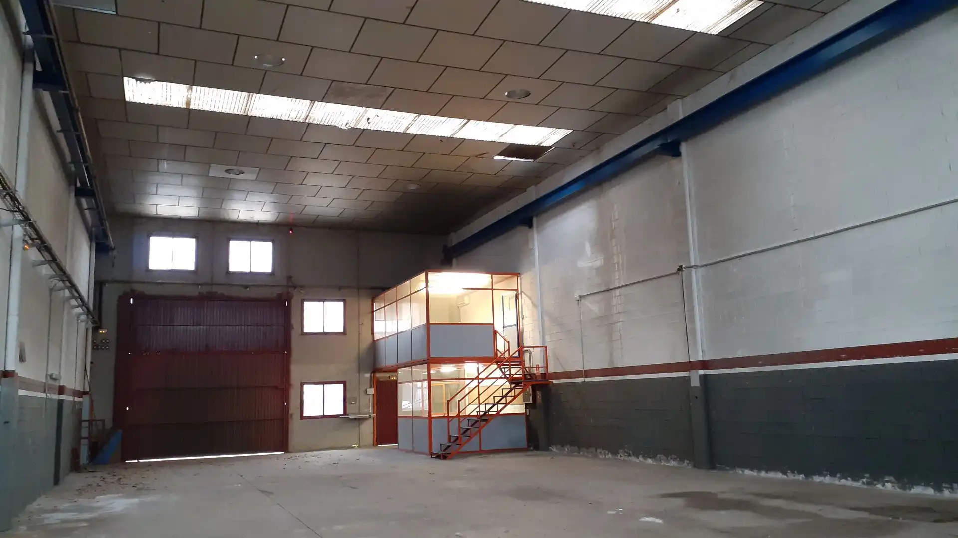 Nave industrial de alquiler en Santa Eulàlia de Ronçana