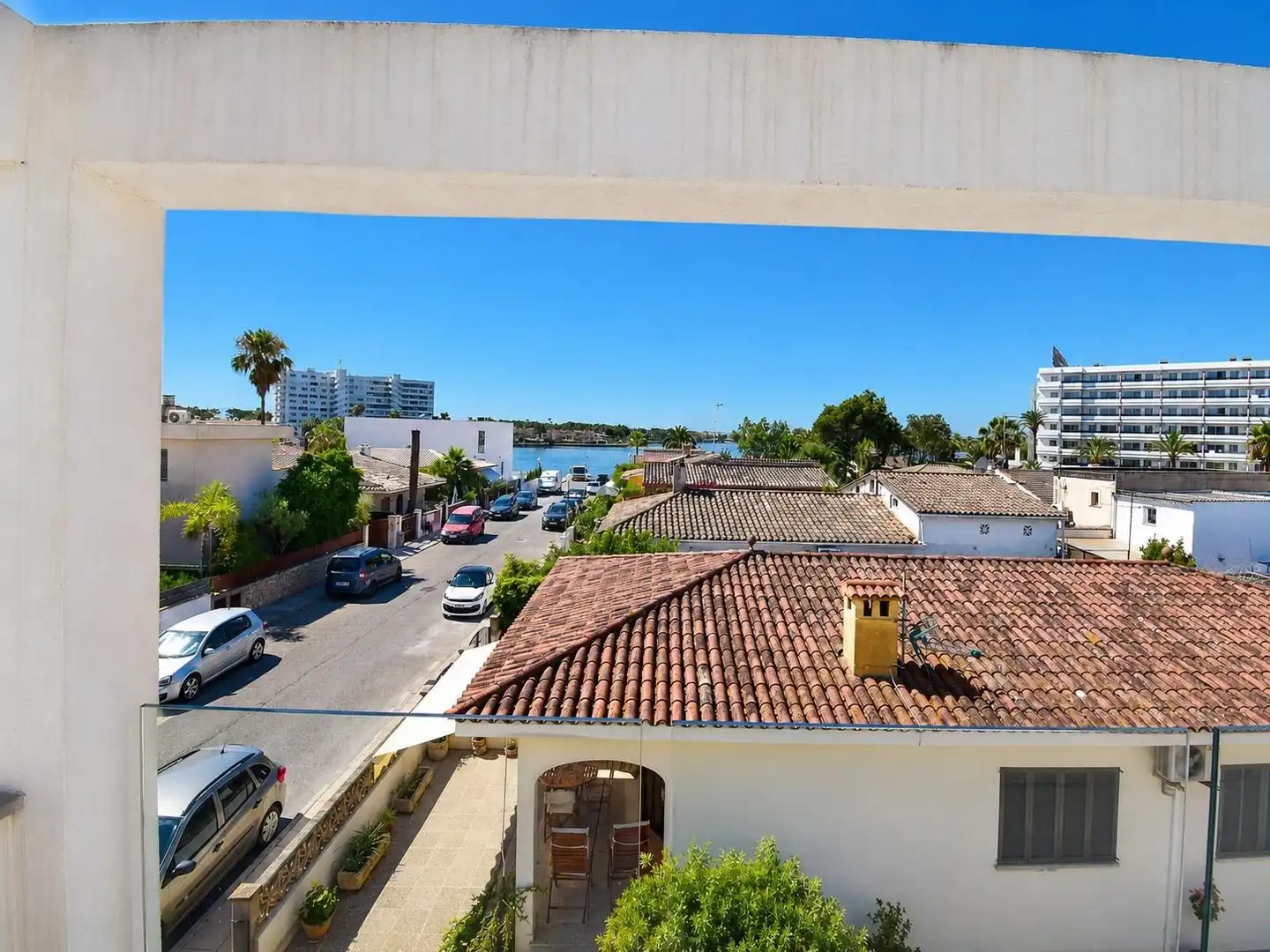Vista exterior de Casa o xalet en venda en Alcúdia amb Aire condicionat, Jardí privat i Terrassa