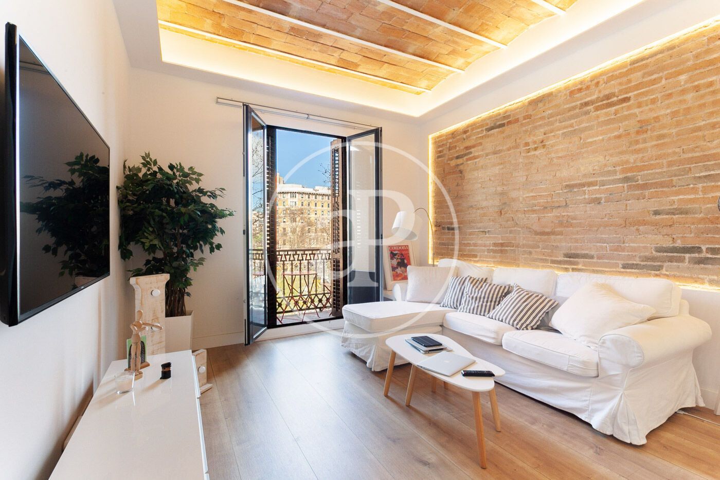 Living room of Flat to rent in  Barcelona Capital  with Air Conditioner, Heating and Furnished