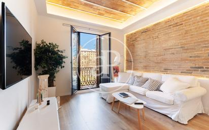 Living room of Flat to rent in  Barcelona Capital  with Air Conditioner, Heating and Furnished