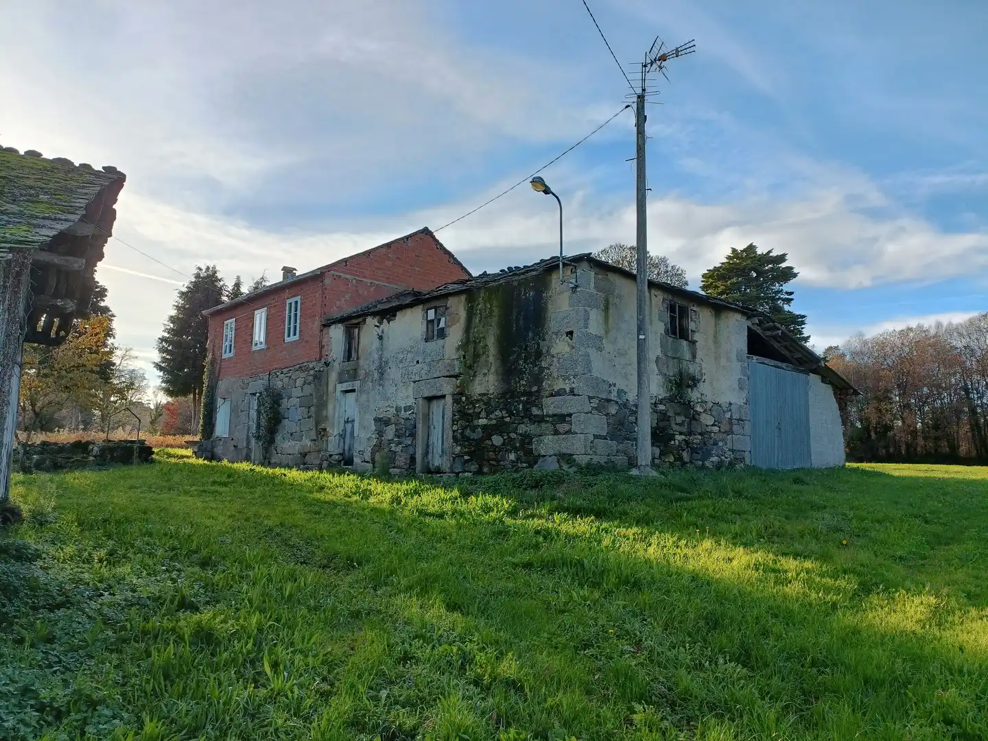 Vista exterior de Casa o xalet en venda en Guitiriz amb Jardí privat i Traster