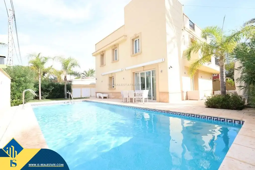 Villa mit Pool zur Miete in Orihuela Costa