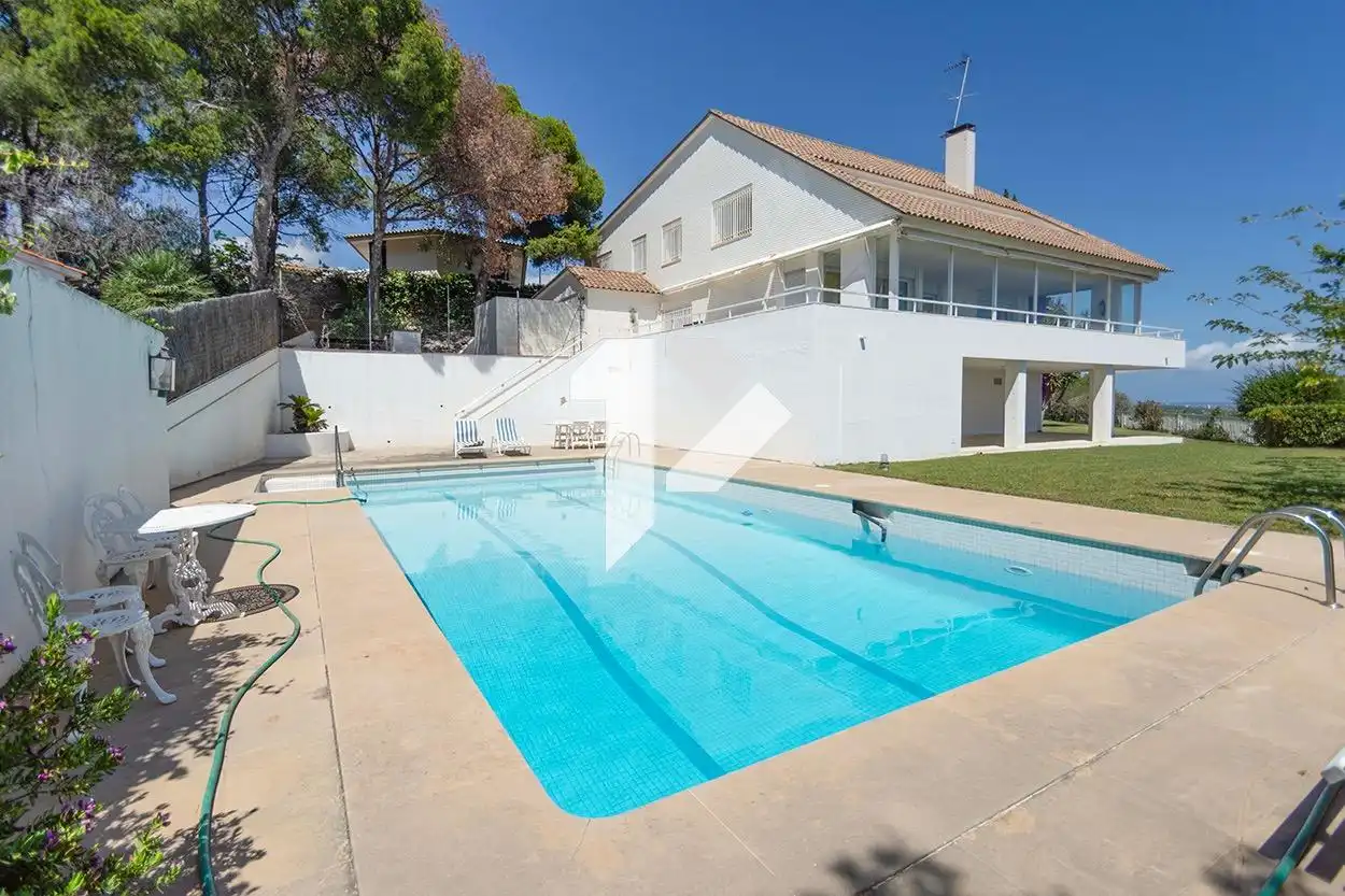 Swimming pool of Houses for sale in Castelldefels  with Private garden, Terrace and Community pool