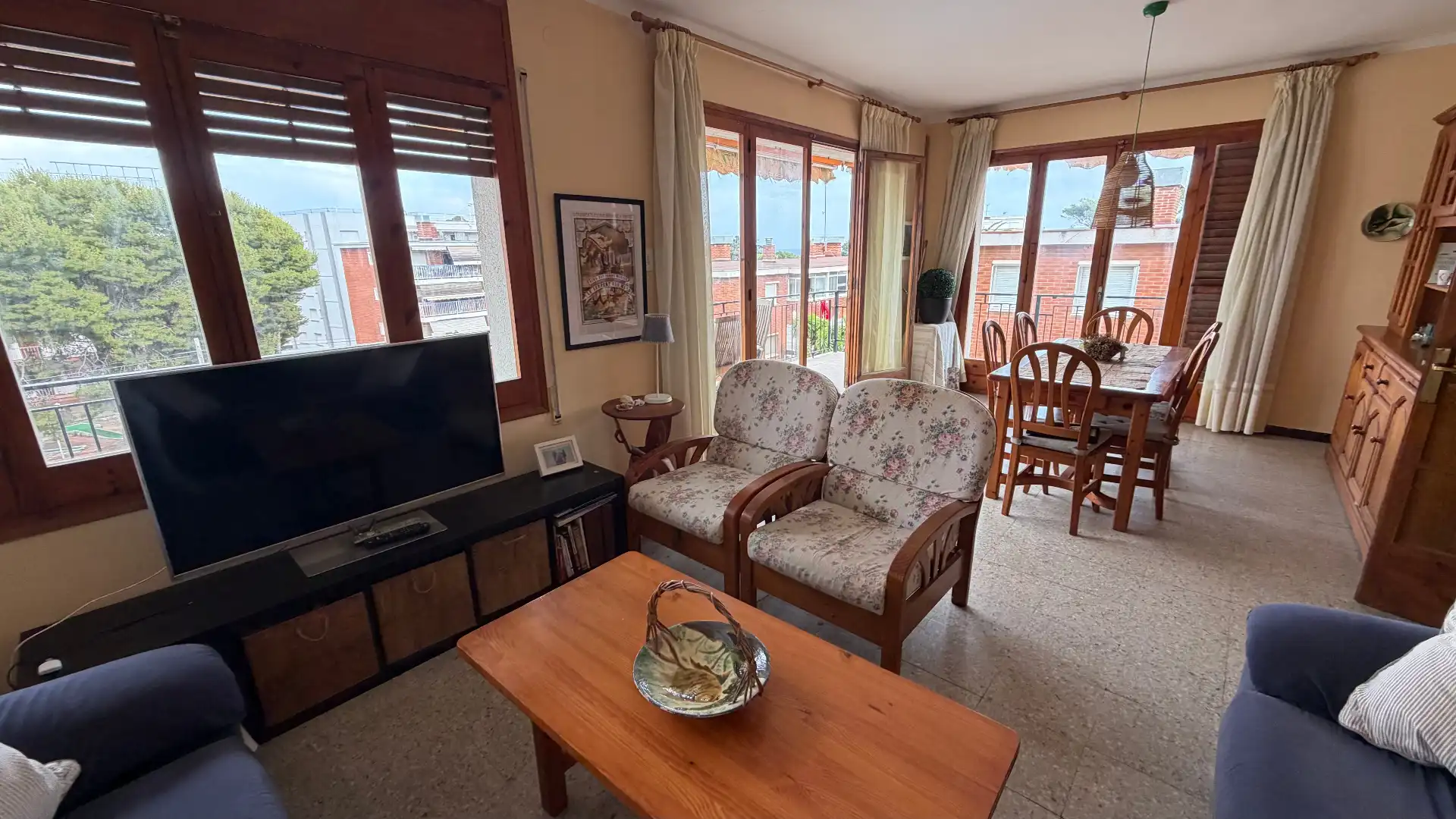 Living room of Flat for sale in Torredembarra  with Terrace, Furnished and Oven