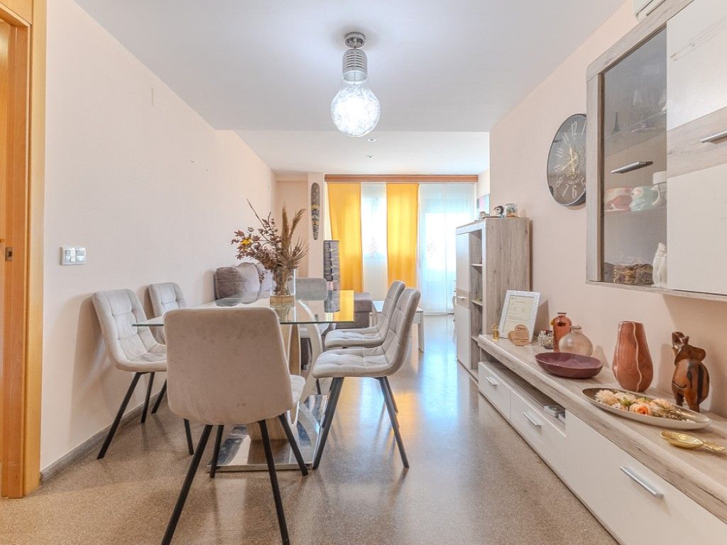 Dining room of Flat for sale in Llíria  with Air Conditioner, Washing machine and Internet