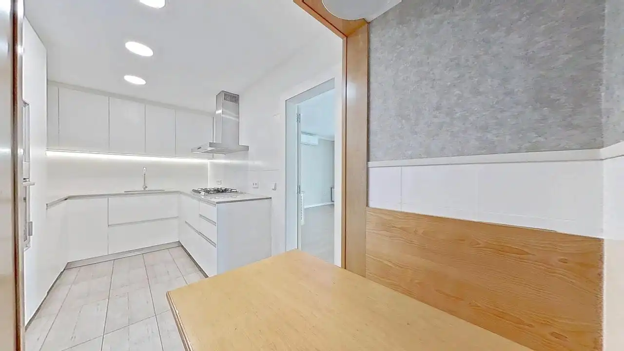 Cocina de Piso en venta en Barcelona con Aire acondicionado, Calefacción y Amueblado