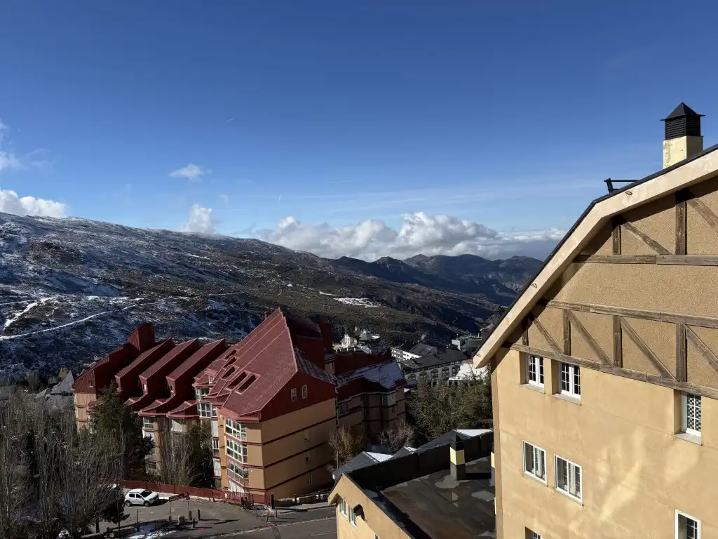 Exterior view of Study for sale in Sierra Nevada