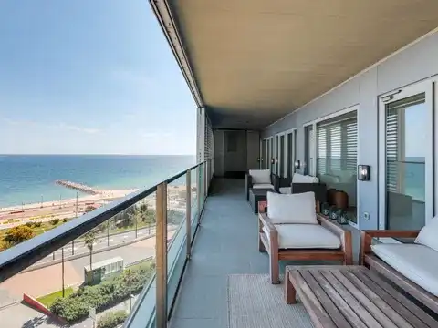 Flat with terrace to rent in Passeig de Garcia Fària, imagen 3