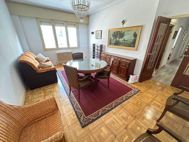Piso en Venta en Calle Duquesa de la Victoria en Gran Via