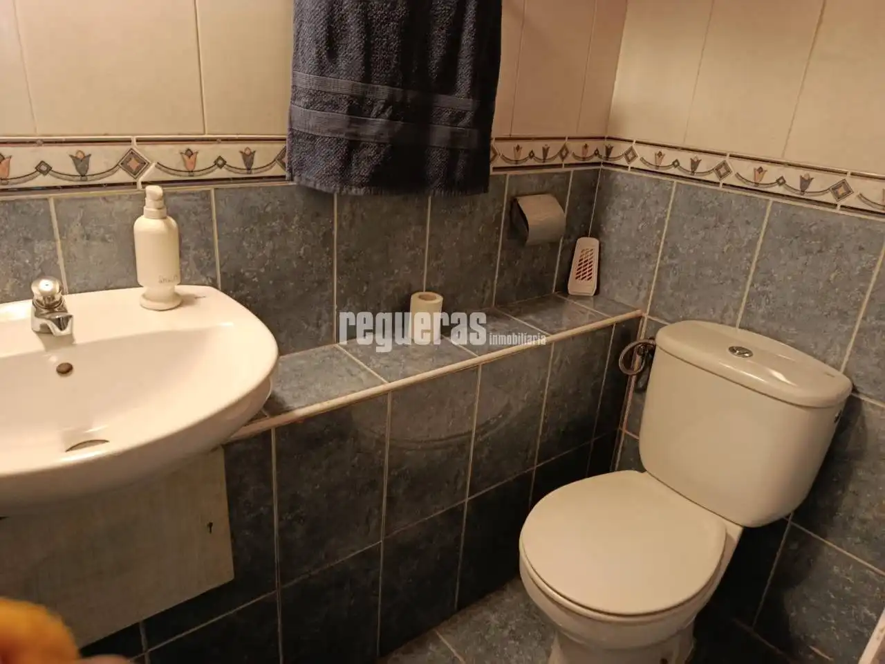 Bathroom of Houses for sale in Corvera de Asturias  with Heating