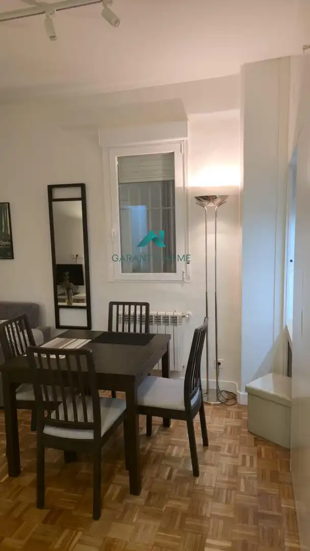 Comedor de Piso de alquiler en Madrid con Calefacción y Amueblado