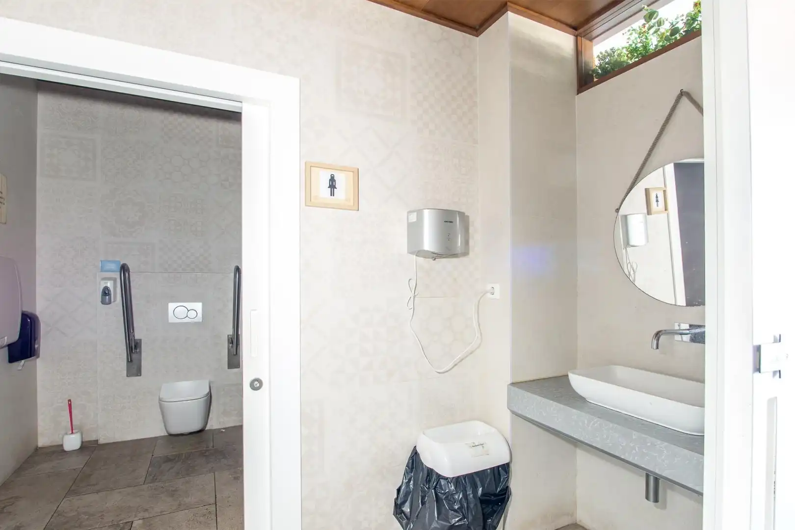 Baño de Casa o chalet en venta en Murcia con Aire acondicionado, Calefacción y Jardín privado