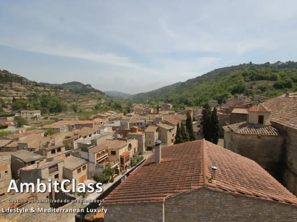 Vista exterior de Casa o xalet en venda en Vallfogona de Riucorb amb Calefacció, Jardí privat i Terrassa