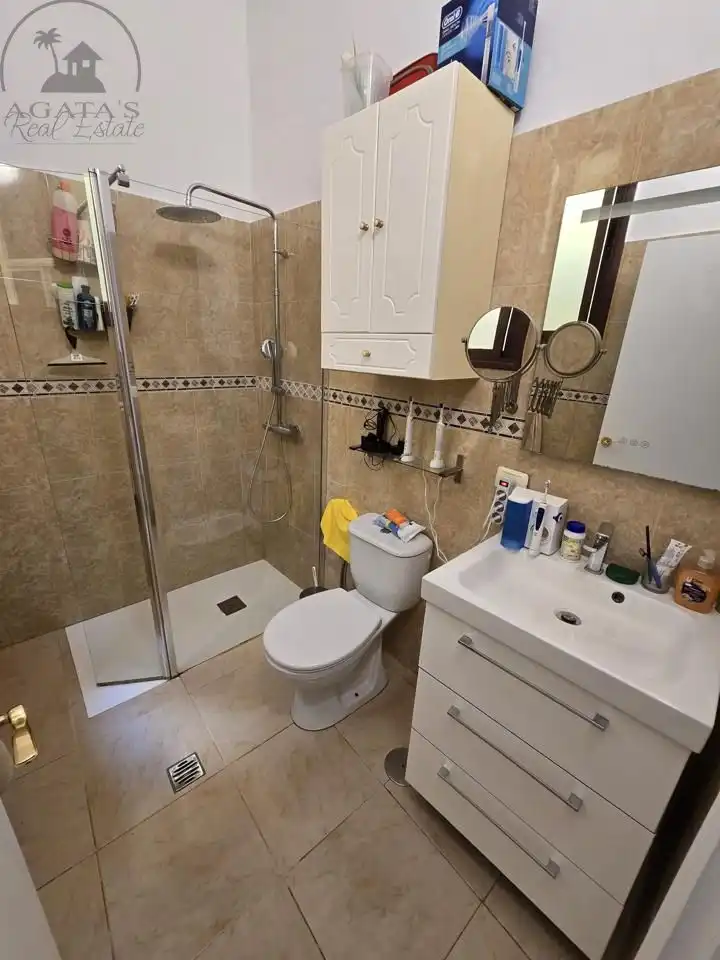 Bathroom of Ground floor for sale in Santa Cruz de Tenerife  with Air Conditioner and Furnished