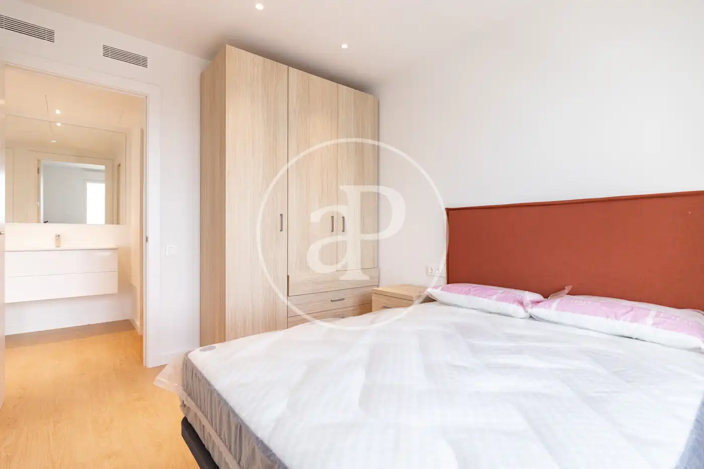 Bedroom of Flat for rent in Viladecans  with Air Conditioner, Heating and Terrace
