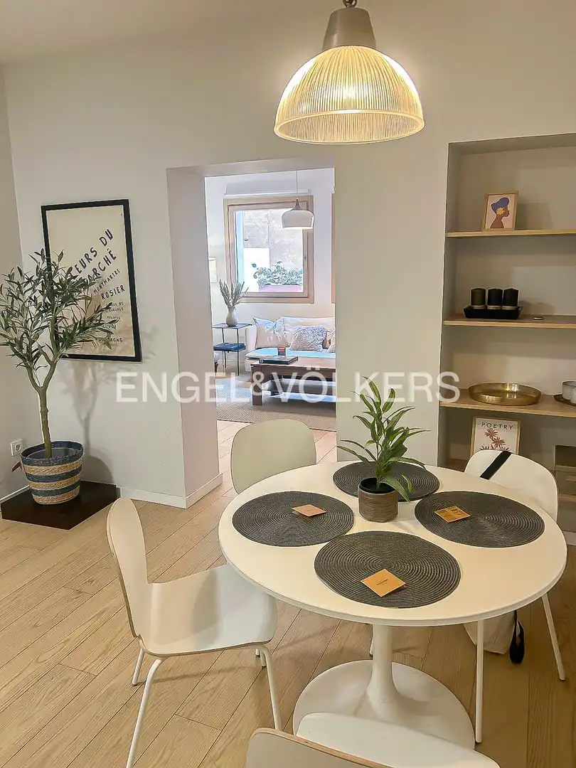 Dining room of Flat for rent in Madrid  with Air Conditioner, Heating and Furnished