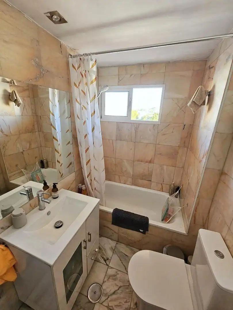 Flat with pool for sale in Las Lagunas, imagen 9