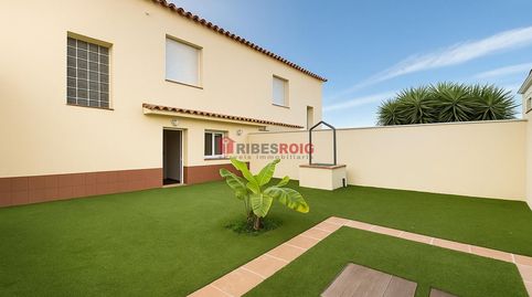 Foto 2 de Casa adosada en venta en Circumval Lacio, Centre, Sant Pere de Ribes